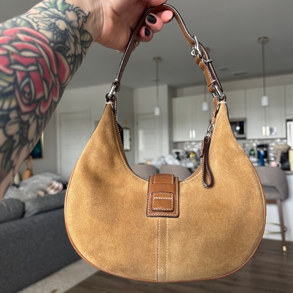 Vintage Coach Suede Crescent Ergo Hobo Shoulder Bag Buckle Flap Y2K G3Q-7557 - Picture 3 of 15